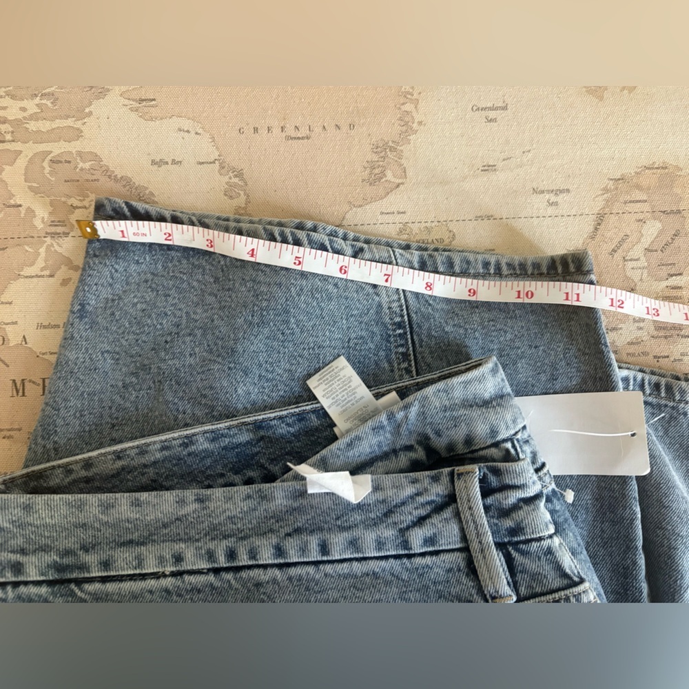 Good American Wide Leg Baggy Denim Cargo Jeans in Indigo Size 28 Plus NWT 225$ - Picture 15 of 16